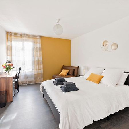 Les Logis De Marcoussis Apartment Exterior photo